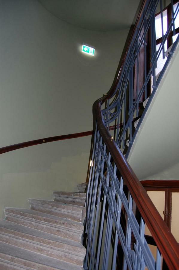 Apollo Hotel Wina Bagian luar foto